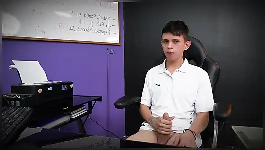 I discover my virgin employee watching porn in the office and I end up with my ass full of milk