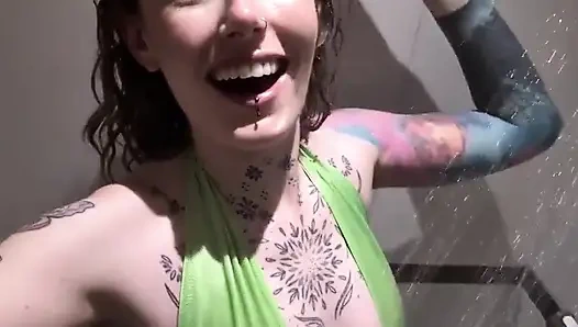 Wetlook obsession duş tulumu sikişi, kaygan dildo yolculuğu ve büyük boşalma