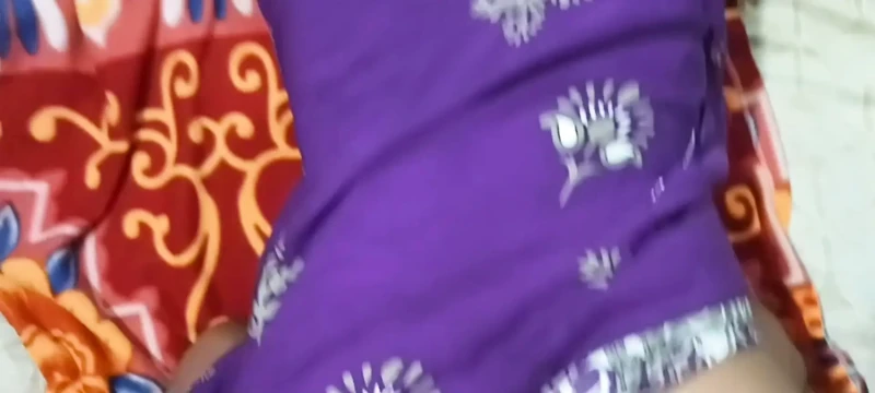 Karımı çok seksi sikiyorum ve büyük yarak istiyor, izin verirse
