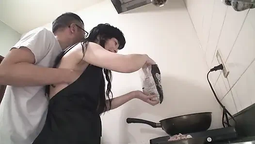 Kaori Komachi Sexy Naked Apron Body Passionate Vol.2