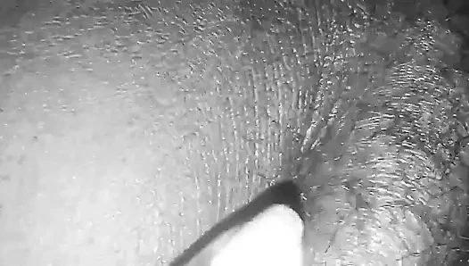 Elle se masturbe pour moi