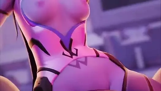 Dul kadının sıkı kapışmasında sert aleti itmek