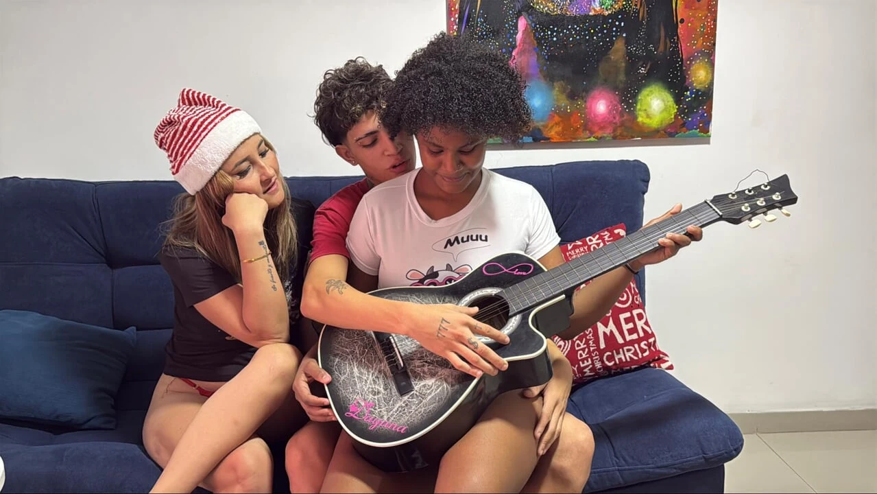 Trending I Fulfill My Greatest Fantasy My Sexy Stepmom And Ebony Stepsister Hard Interracial Sex (Full Video) - Vienna Special