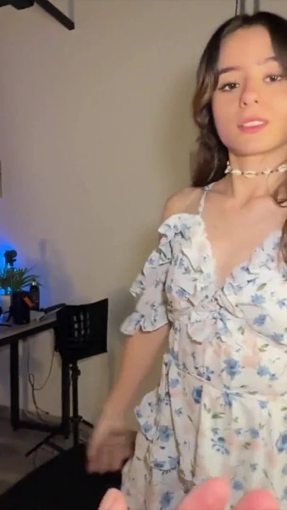 Обязательно поделиться моментом от "Я потерял свою девственность для продюсера Blowketing, я думал, что это просто минет и в конце концов трахаю"