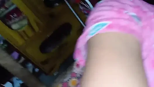 Seksi niharika yenge sert amcık seksi yapıyor