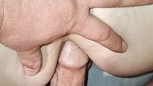 İşe gitmeden önce partnerimle anal seks tercih ediyor