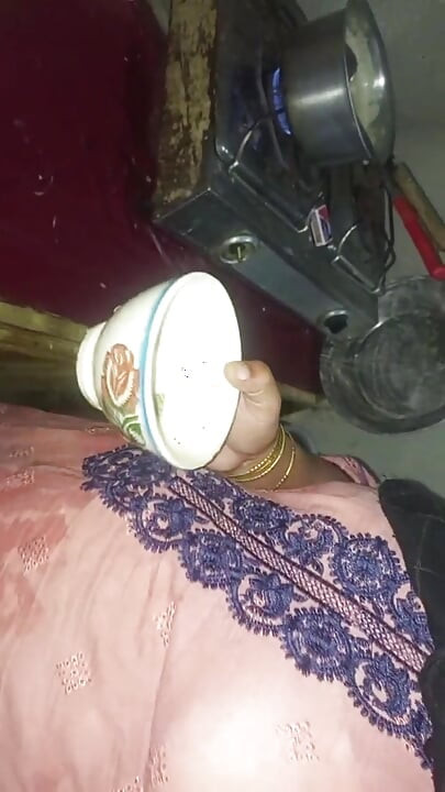 Sexy bhabhi devar ne flating karke pata liya uske baad puri raat kiya sex