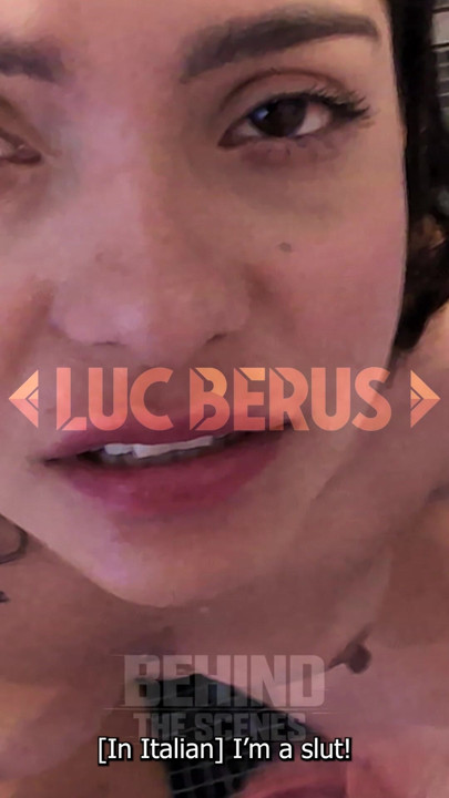Camila henao luc berus'a duşta sakso çekiyor ve yüzüne patlayıcı bir boşalma! Bio'daki bağlantılarımda tam sürüm bul!
