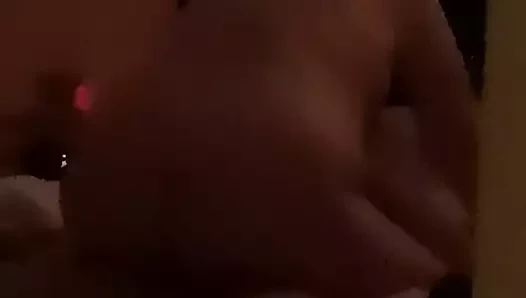 Da kommst du nach Hause und sie tut es schon wieder !!!!