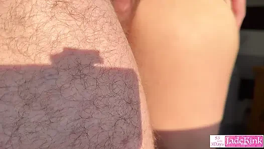 Ateşli sarışın öğrenci Jade Kink otel odasında sikiliyor