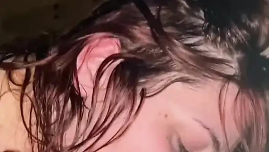 Yüz sikişi oral seks ve domaltarak sikiş