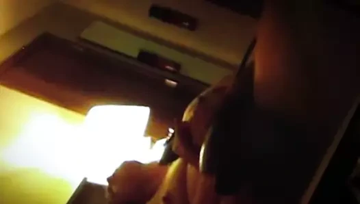 Genç milf vibratör eğlenceli!