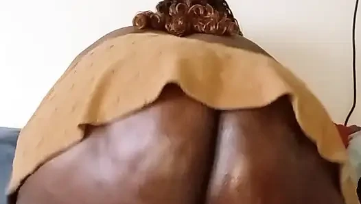 O bebek gibi sikinin üstüne binebilir miyim