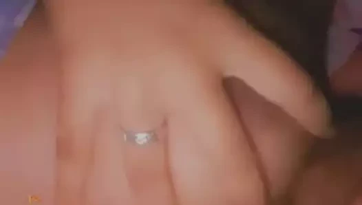 Küçük mauritian göğüsleri