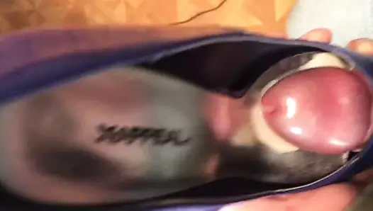 Sikme ve boşalmak komşular mavi peep toe topuklu