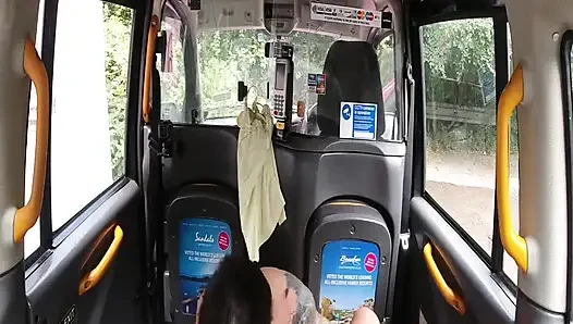 Seksi esmer ateşli yolculuğu tekrarlamak istiyor