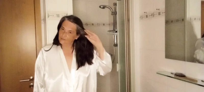 Şişman Alman duşta 53 yaşında – Şişman karın ve sarkan göğüsler