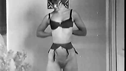 Sütyen pantolon ve çizme