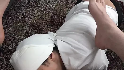 Babam işteyken azgın Arap üvey annemi tekrar siktim