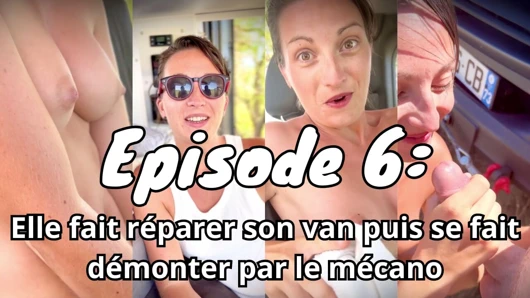 Tamirci tarafından sökülmeden önce minibüsünü tamir ediyor