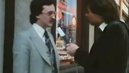 Retro dörtlü ile büyük memeler milfs