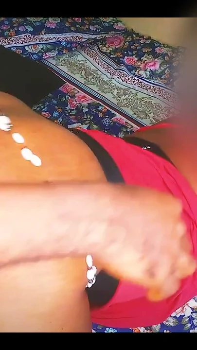 Nina Domalma'nın ilk videosu daha fazlası için dikkat | Klip 1