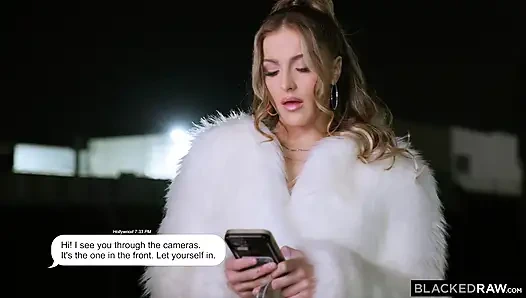 Blackedraw doyumsuz sarışın Serena Sterling Hollywood'un canavar büyük zenci yutuyor