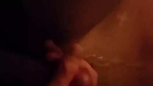 Sierra sikişiyor ve boşalıyor