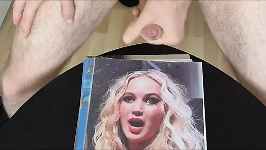 Jennifer Lawrence'ın anısına