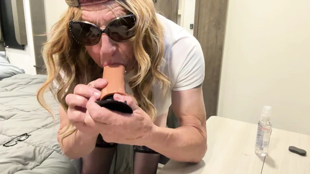 Kadın kılıklı Michaela playin