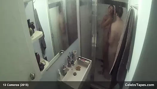 Sarah baldwin – neredeyse çıplak video