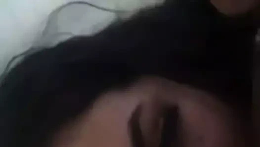 iki kızlar hisse ve emmek dick