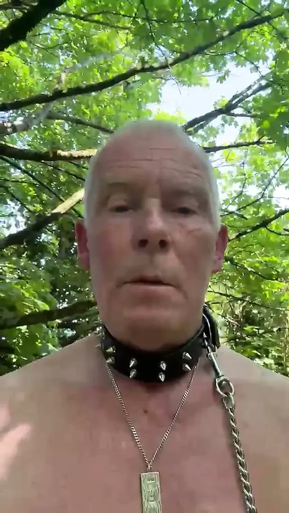 Strapon takılıyken mastürbasyon