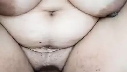 Bhaiya yenge ki chut ka bhosda banate huwe