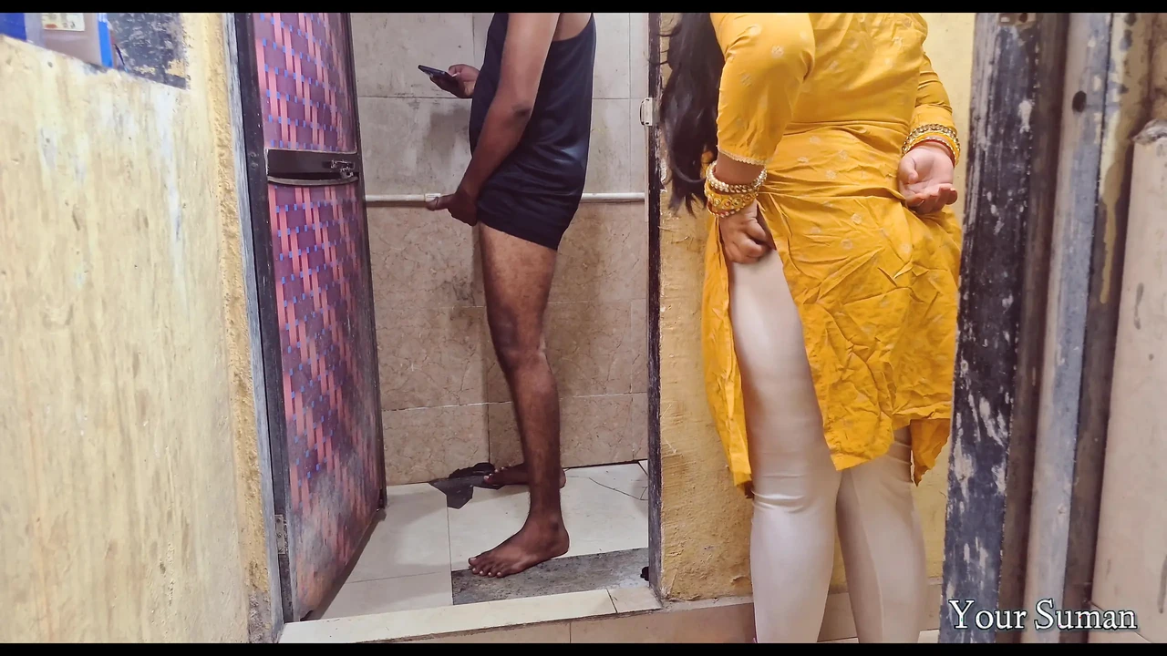 Full Scene: Indian Stepsister Caught Stepbrother In Bathroom With Big Dick (Full Video) - London Special