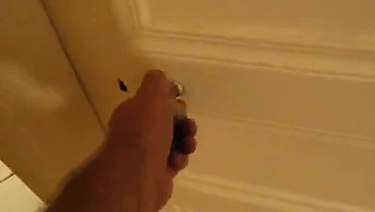 Surpris Mais invite en action