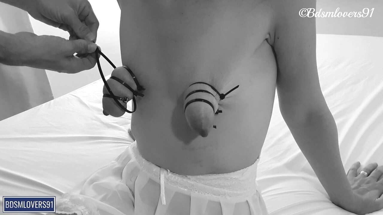 Sansürsüz bdsm hakimiyetinde ağzına boşalıyor
