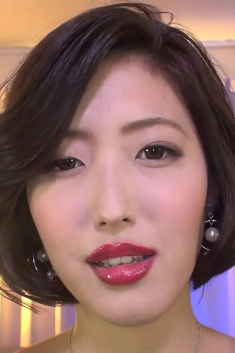 İç çamaşırı içindeki iki büyük göğüs sperm boşaltıyor - Mizuno Asahi, Hamasaki Mao