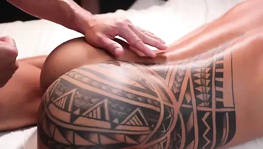 Serg Shepard, Jay Summers ve Jona Ortiz arasında üçlü seks