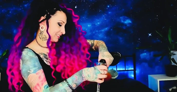 Sikişen doğum günü yayınımdan miyav anı