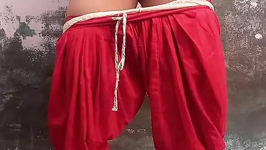 POV randi begam ne di gandi gandi galiyan aur choot mein ungli le ke maja diya