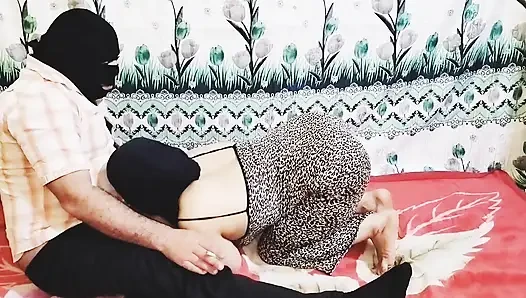Kaltak Arap Mısırlı seksini koruyor
