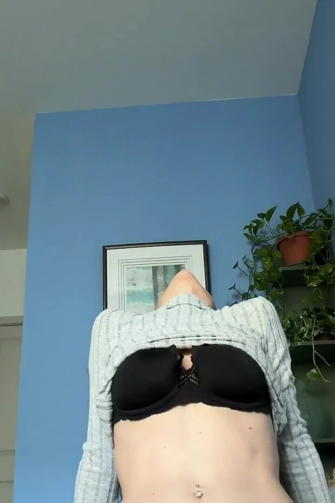 Şiplak oda arkadaşı sikişi