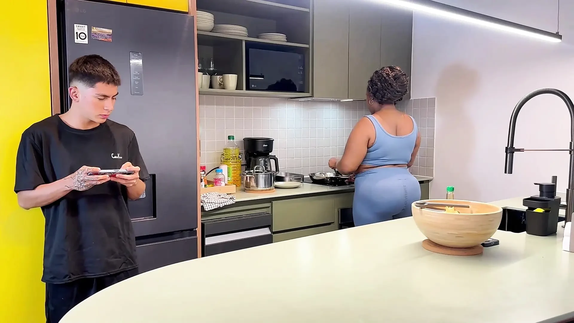The boss should never have hired me-Danisha Milf y Angel Owenx