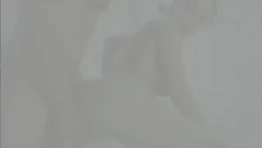 Bu Büyük Orospu Onu Emiyor, Poposundan Alıyor Ve Fışkırtıyor