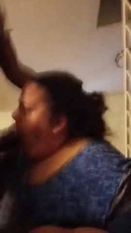 Sıcak yüz için bbw karıcık