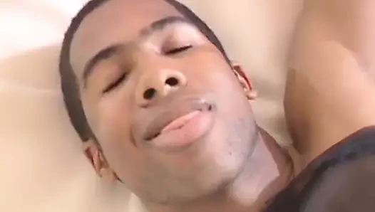 Abanoz twink drake carmichael gerizekalı kapalı ve cums