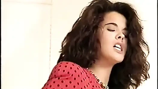 Angelica bella yapımı il frutto del peccato sahnesinden 03