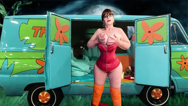 Granny Carmen's Velma Dinkley: Dildo Fucking Sleuth 63025CAMS246M