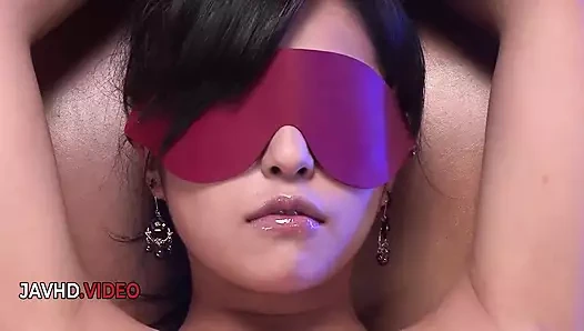 Eririka Katagiri'nin oyuncak oyunu yoğun Japon esaret zevkine yol açıyor